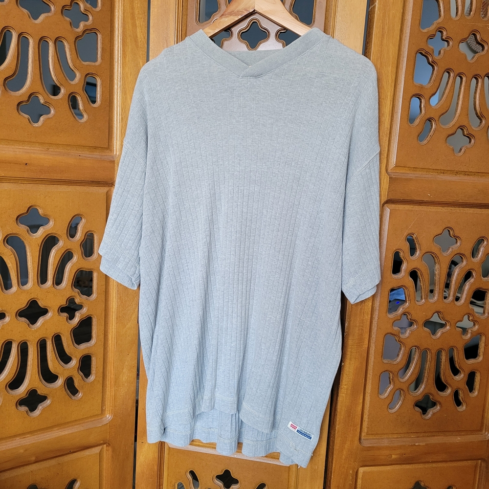 Vintage Levi's Light Gray V-Neck T-Shirt